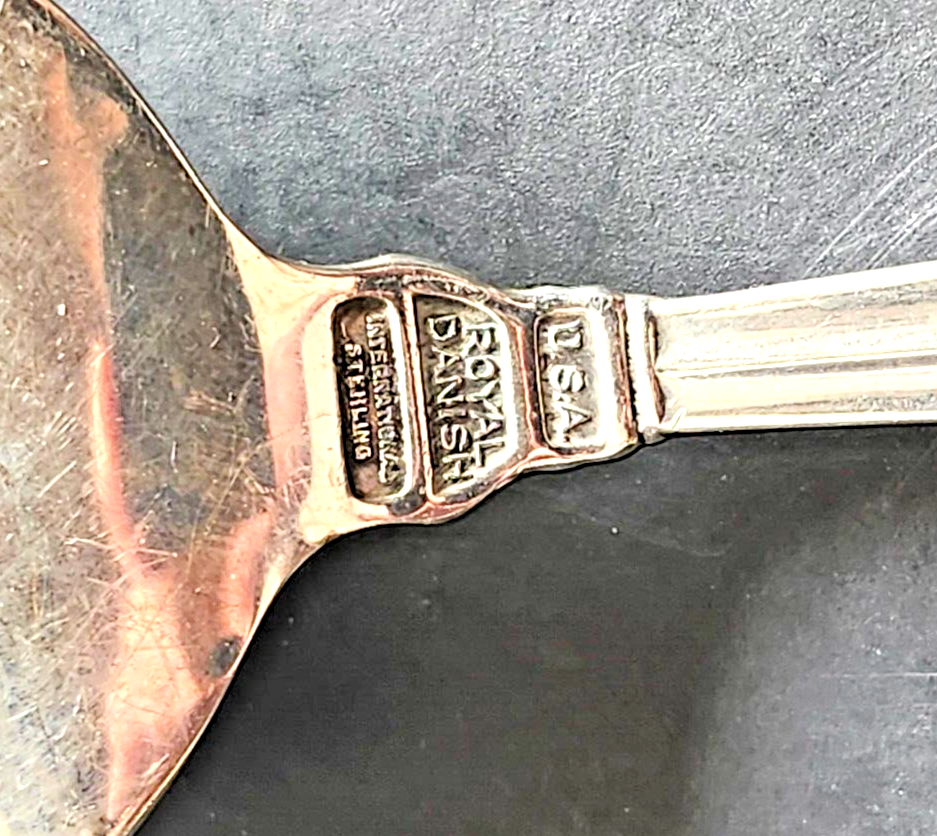 Royal Danish by International Sterling Silver Solid Cold Meat Serving Fork image 4