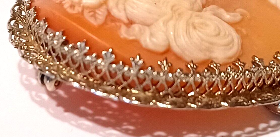 Gorgeous Victorian Shell Cameo & 14K White Gold Brooch ~ Cameo w/ Pearl Choker image 7