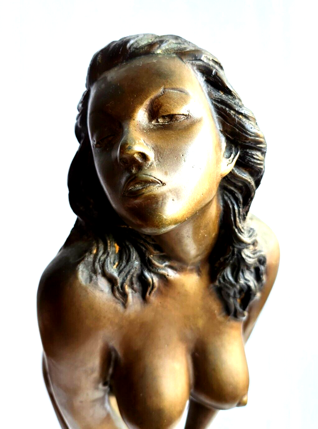 Tall Detailed Nude Woman Bent Over Bronze Statue Signed by Raoul Larche image 3