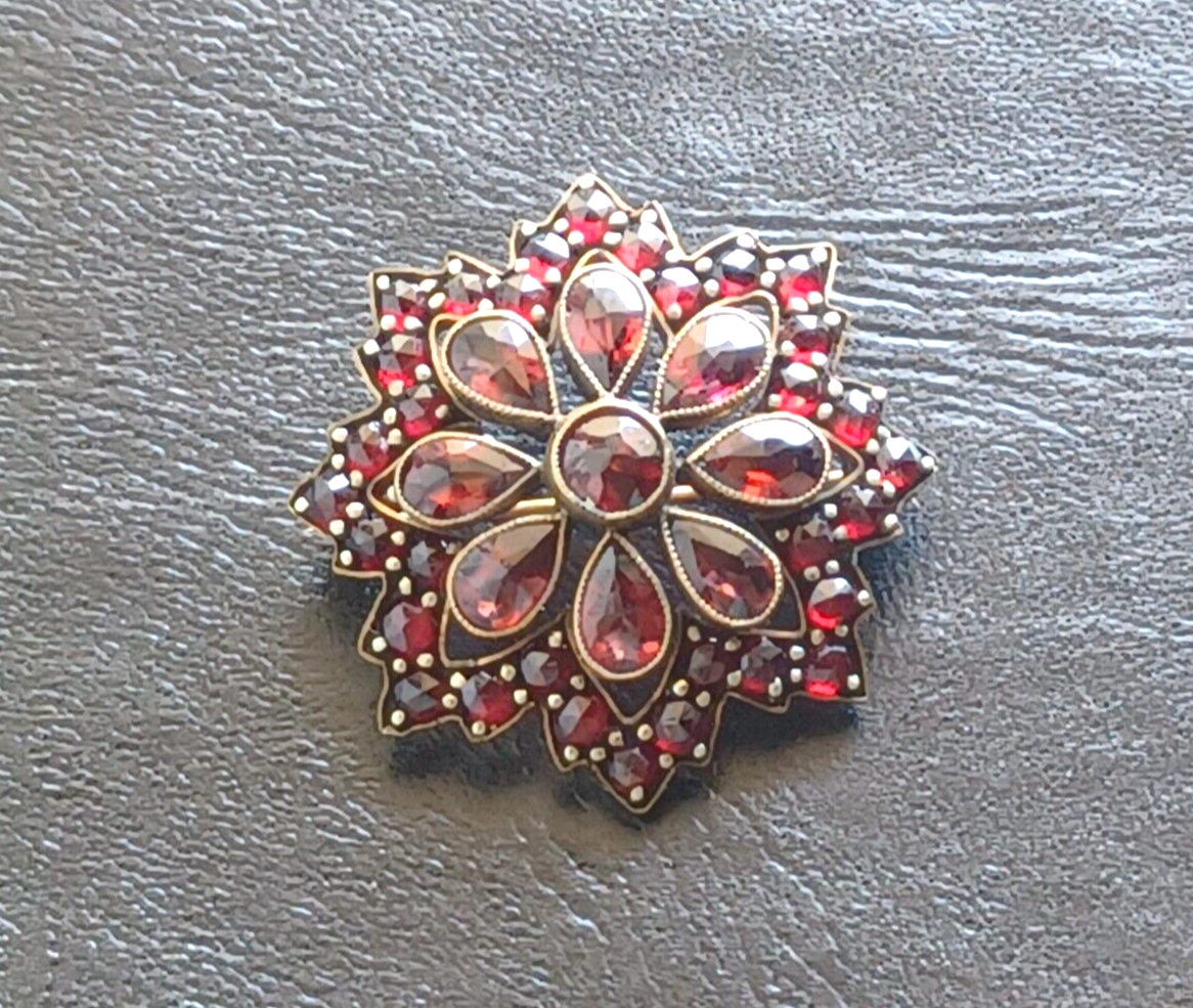 Gorgeous Antique Bohemian Garnet & Sterling Silver Vermeil Brooch Pin image 5