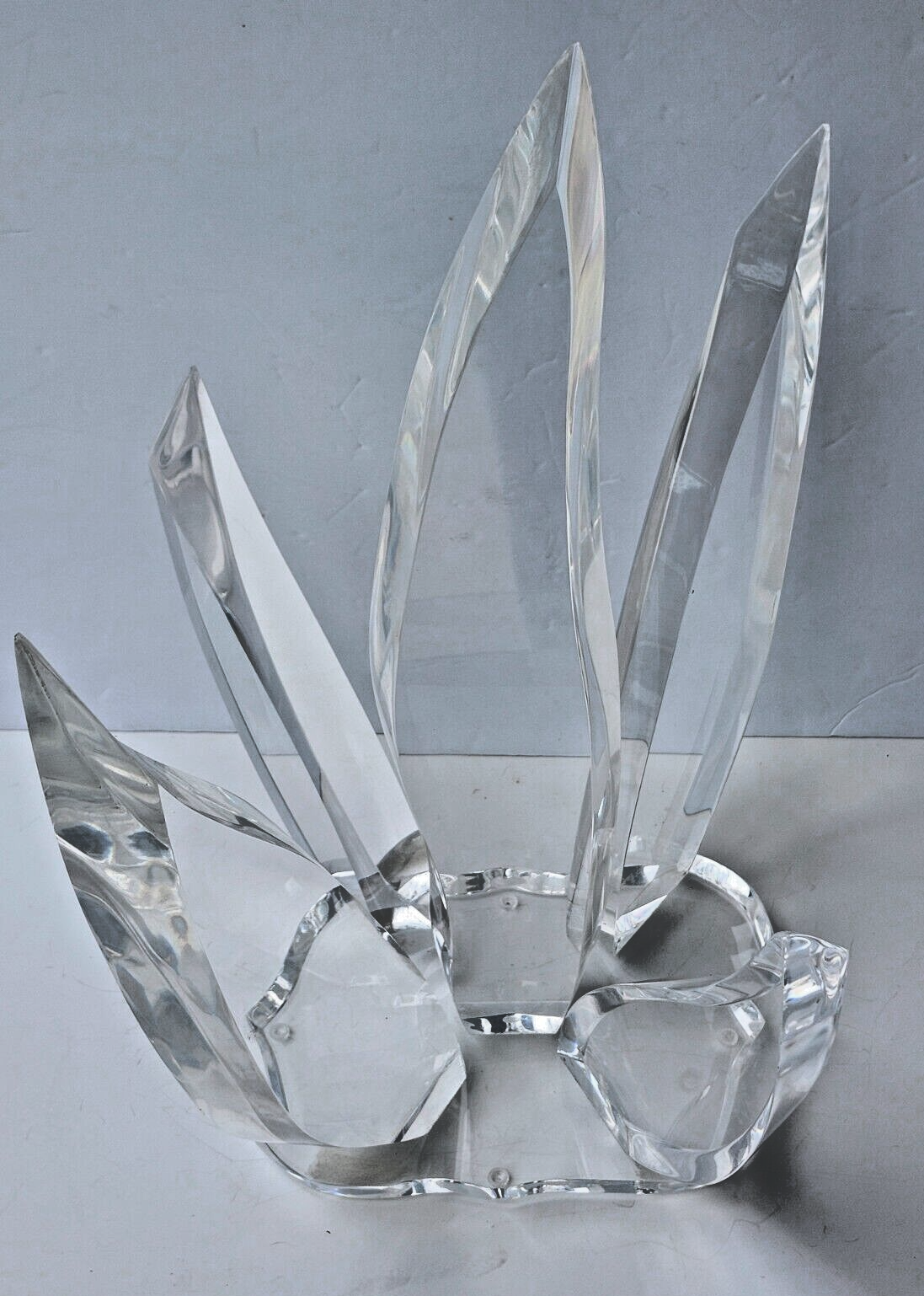 Large Mid Century Modern Abstract Fire Flames Lucite Sculpture Centerpiece image 7