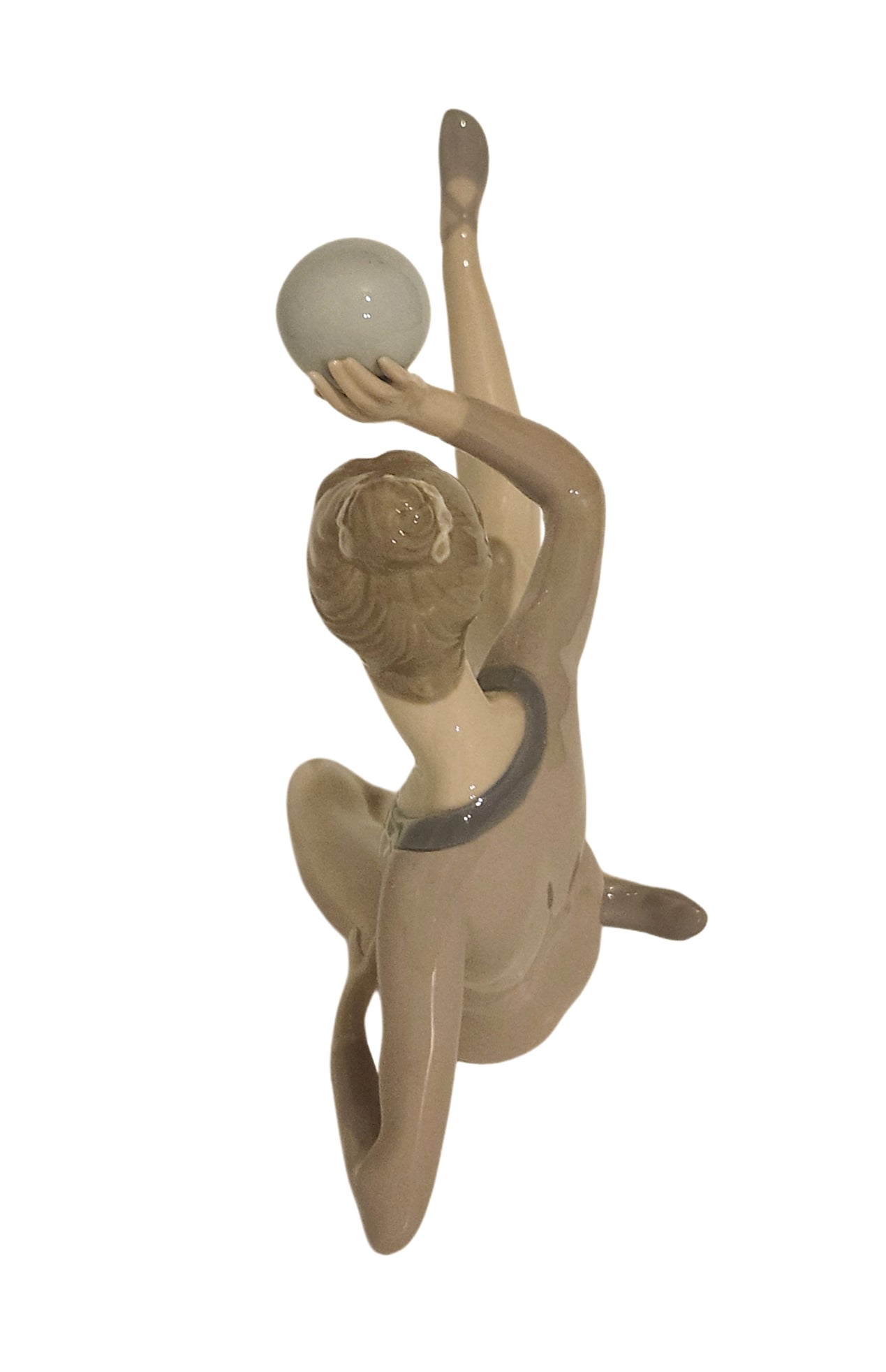 Lladro Figurine GYMNAST BALANCING BALL #5332 image 4