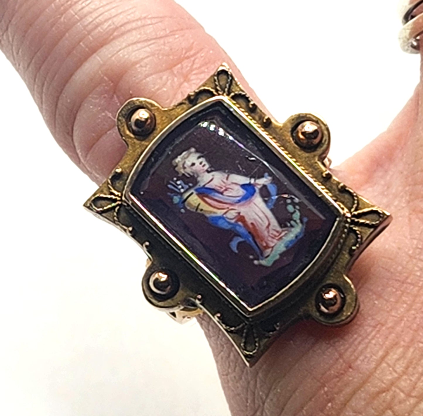 Antique Victorian Painted Portrait Cameo on Amethyst 14k Gold Ring image 2
