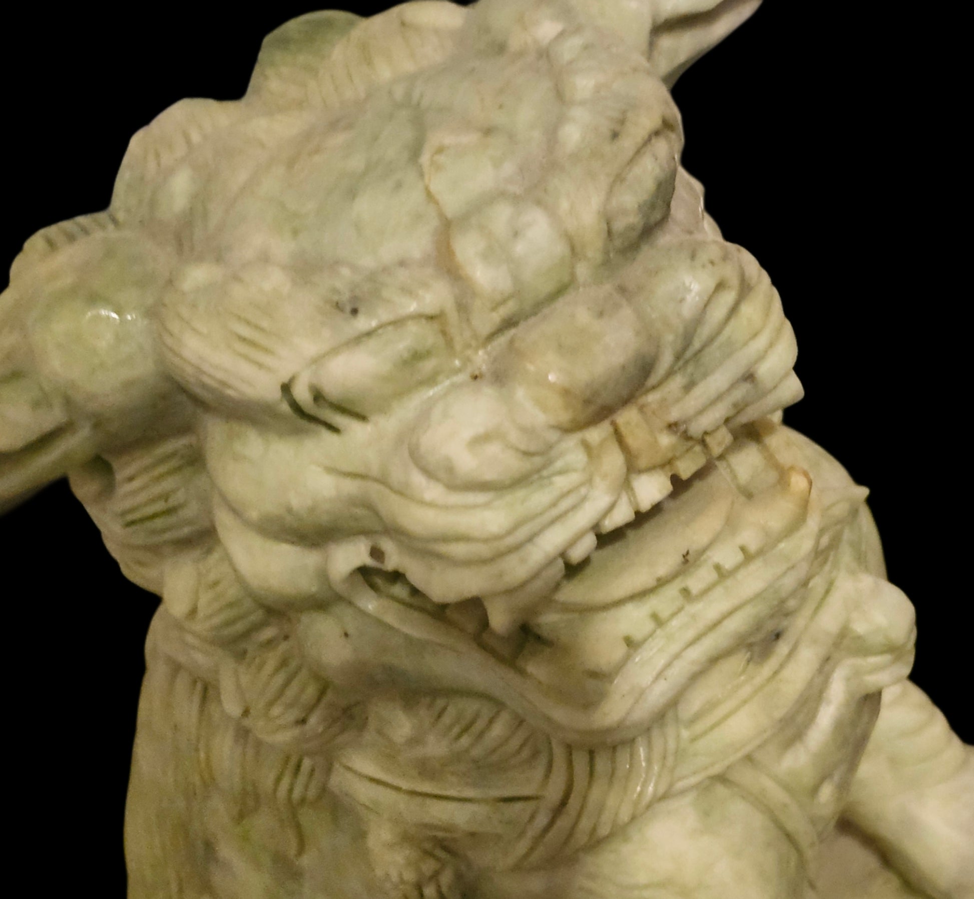 Large Pair of Vintage Carved Jade Chinese Foo Dogs with Wood Base image 2