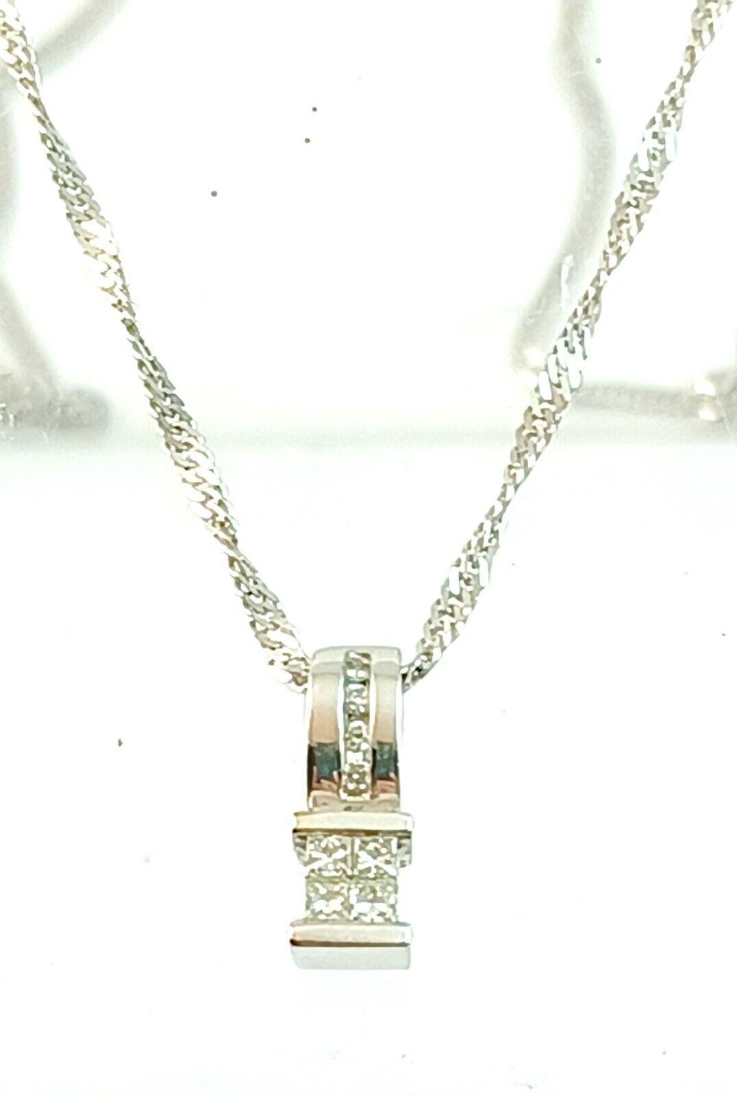 Gorgeous .50CT Diamond & 14k White Gold Pendant w/ Chain image 0