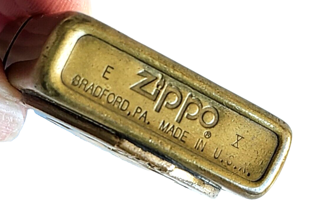 Zippo Lighter w/ WWII US Army 1st Cavalry Regiment Unit ANIMO ET FIDE Insignia image 8