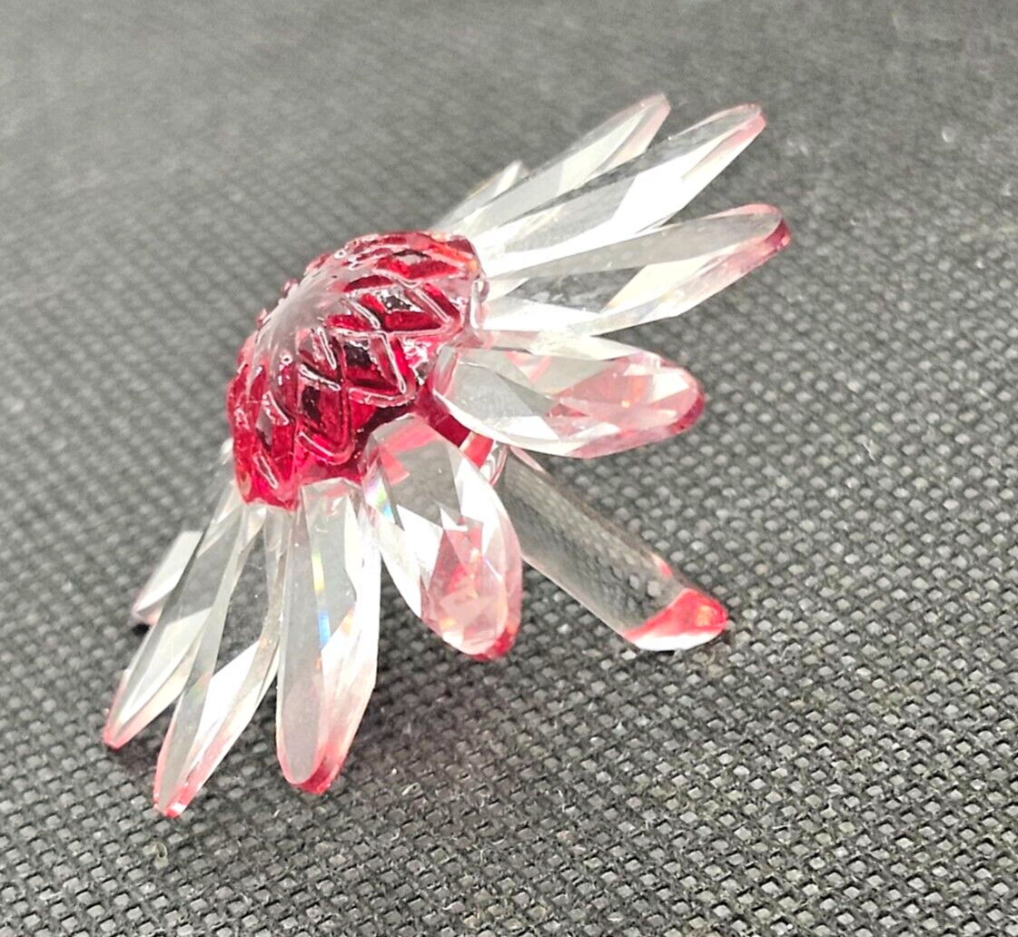 Swarovski Crystal RED MARGUERITE DAISY with MINI FLOWERS in Original Box image 3