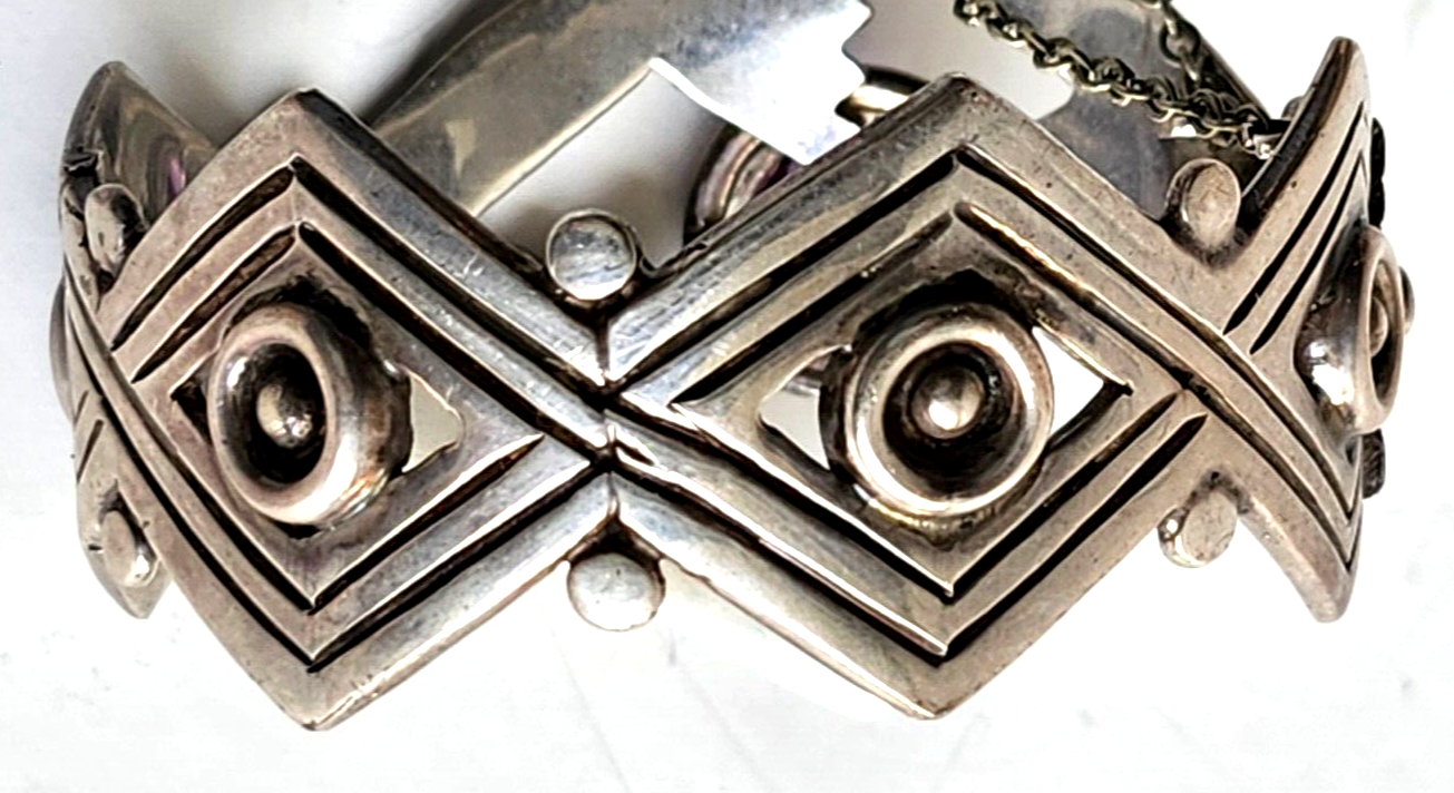 Vintage Taxco Mexico Sterling & Amethyst Chunky Hinged Bangle Bracelet Signed image 7