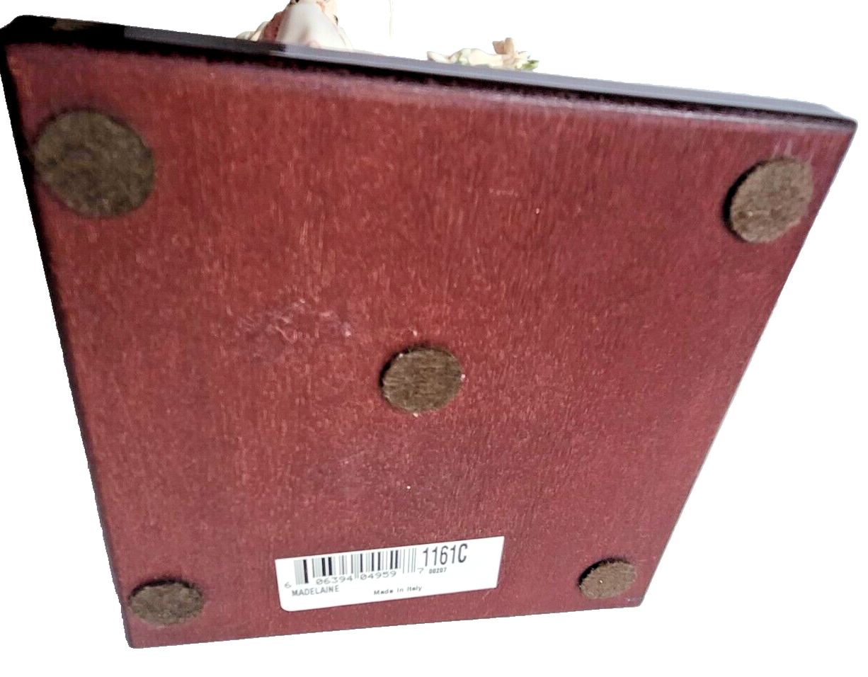 RARE! Giuseppe Armani Figurine "Madelaine" #1161C image 8