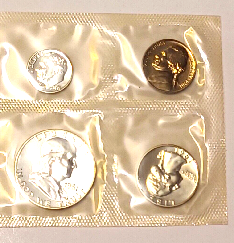 1961 U.S. Mint SILVER PROOF Set in Original Envelope image 3