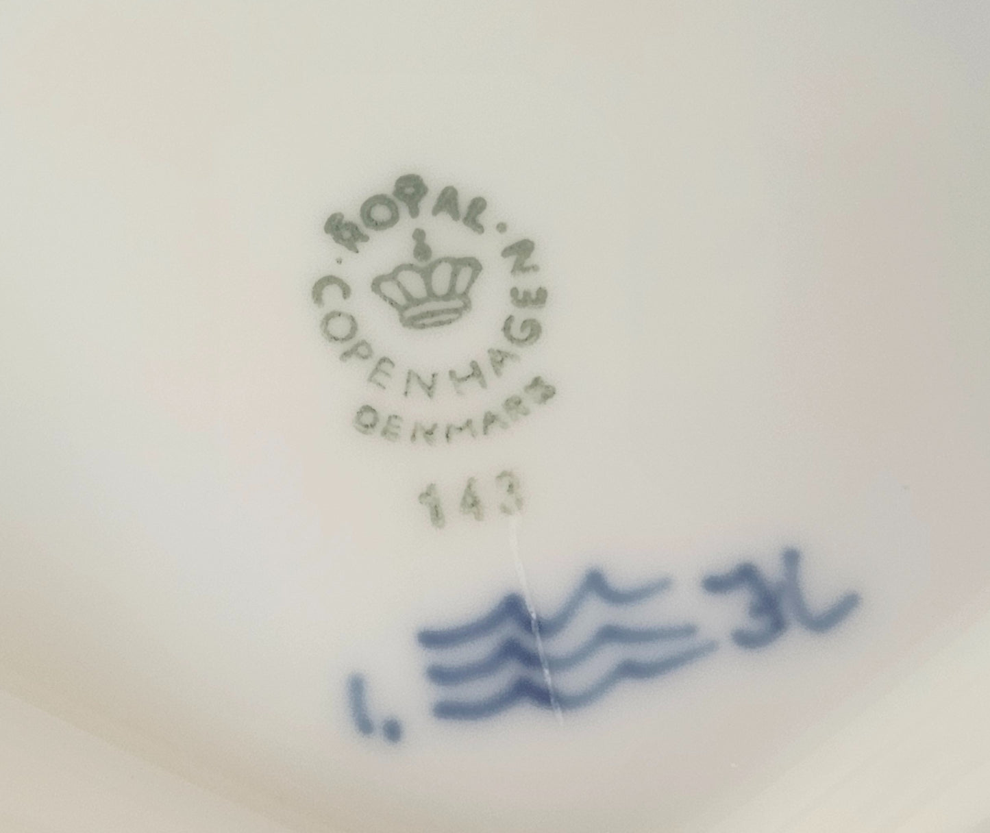 Gorgeous Royal Copenhagen Blue Fluted Full Lace Teapot image 8