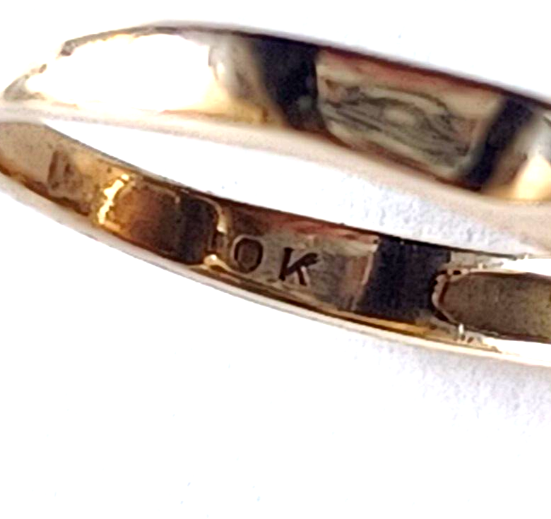 Antique Victorian Bohemian Garnet & 10K Yellow Gold Ring image 10