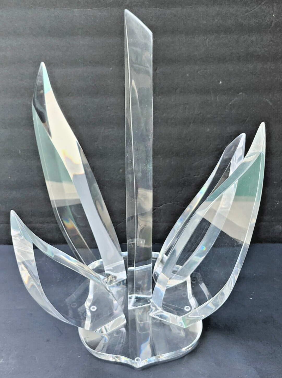 Large Mid Century Modern Abstract Fire Flames Lucite Sculpture Centerpiece image 5