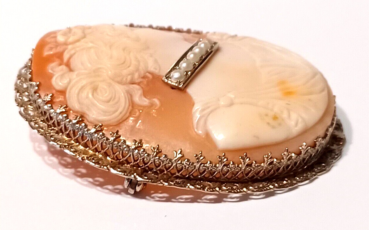 Gorgeous Victorian Shell Cameo & 14K White Gold Brooch ~ Cameo w/ Pearl Choker image 4
