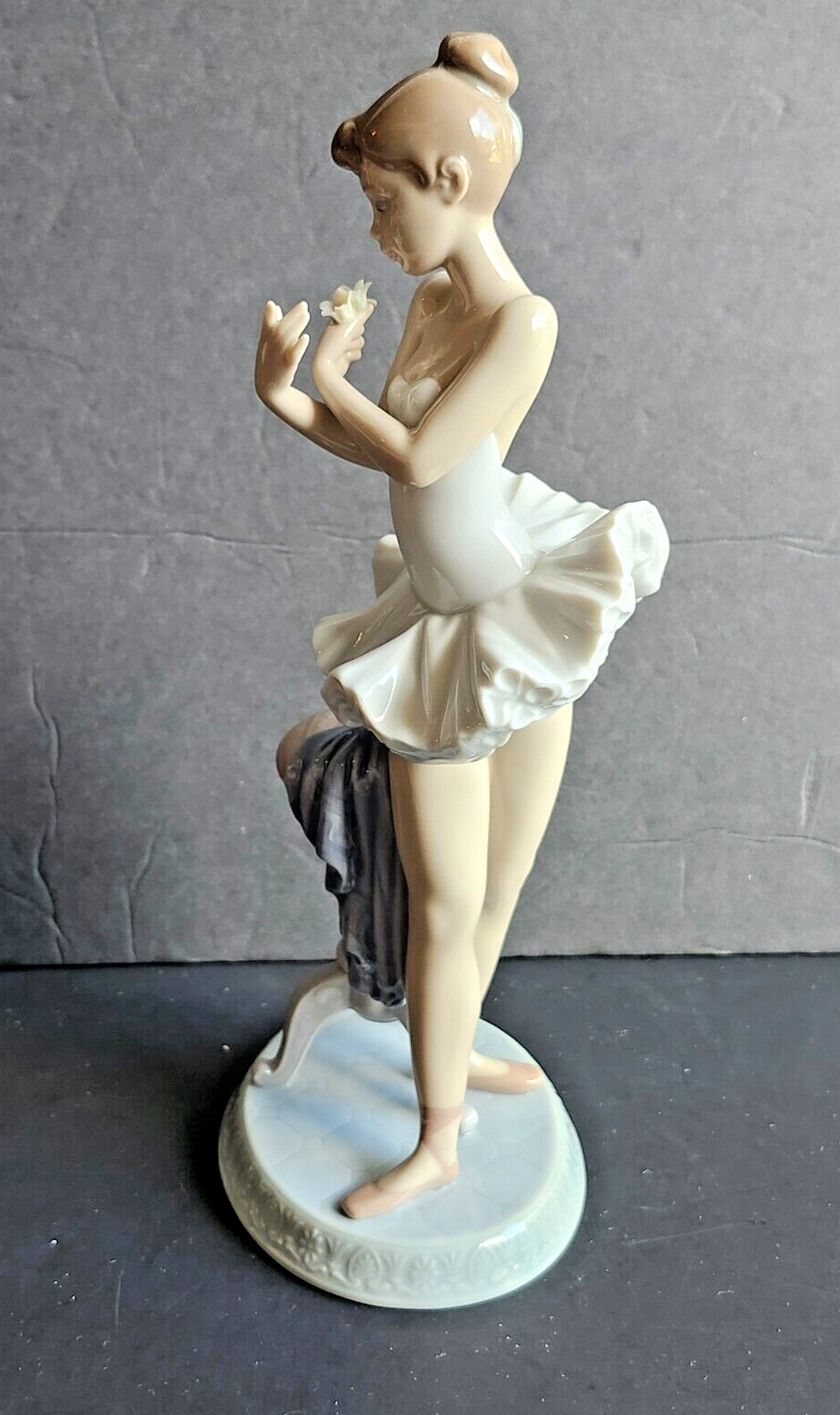 LLADRO #7641 For A Perfect Performance 1995 Event Ballerina Figurine image 4
